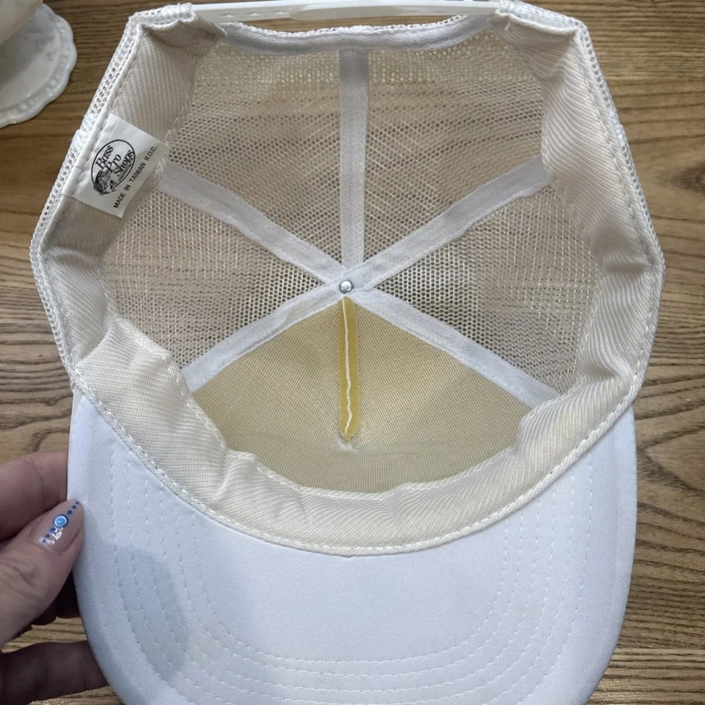 NWOT Bass Pro Shops Rope Trucker‎ SnapBack Cap Hat White
